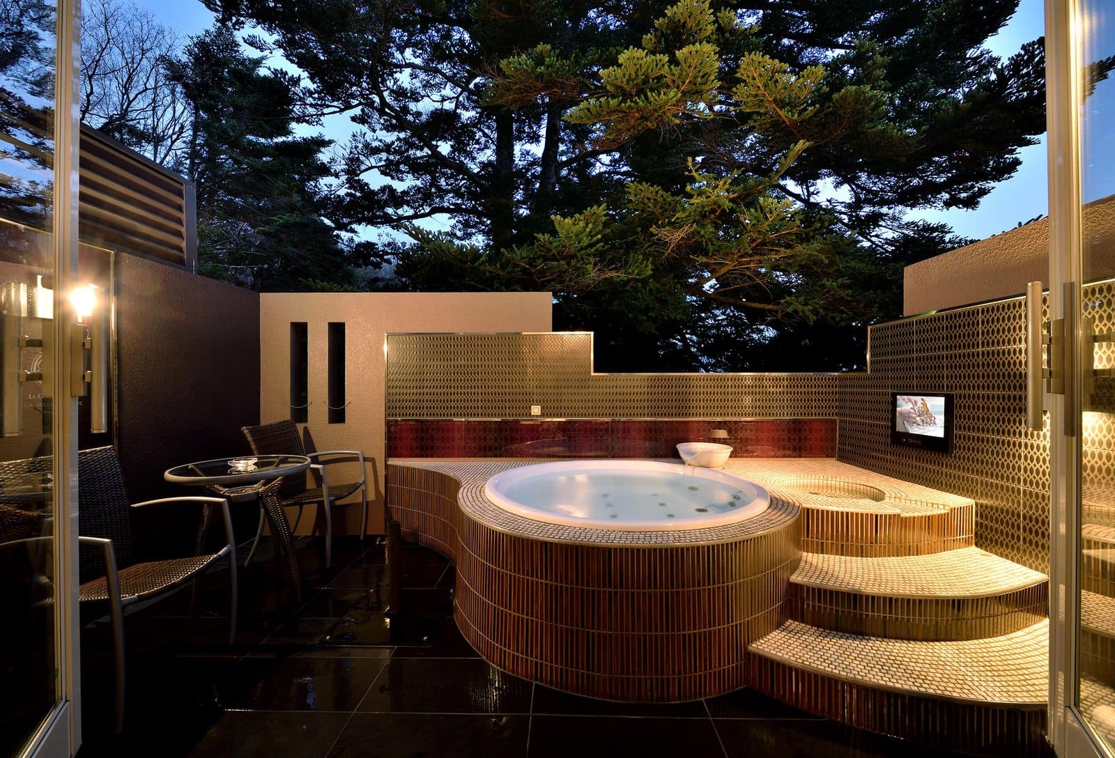 Suites with onsen baths