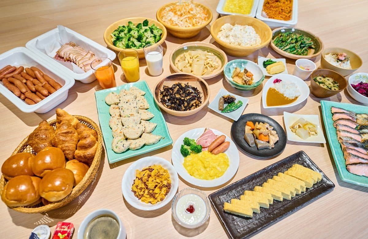 Japanese-Western breakfast buffet