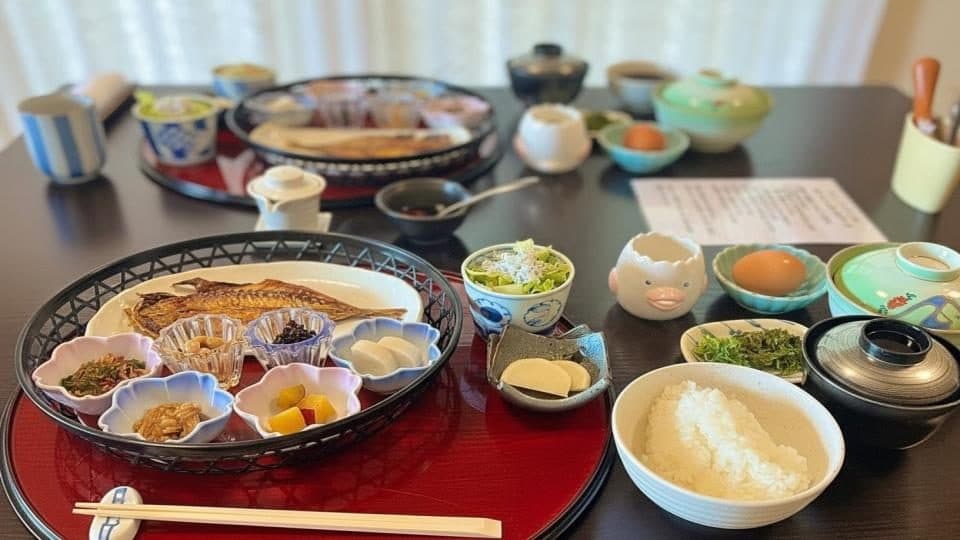 뚝배기 밥 아침 식사