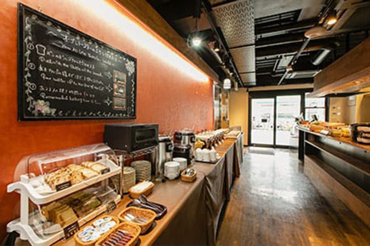 MARKET CAFE breakfast