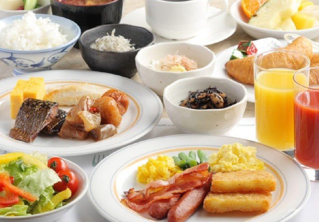 Japanese-Western breakfast buffet