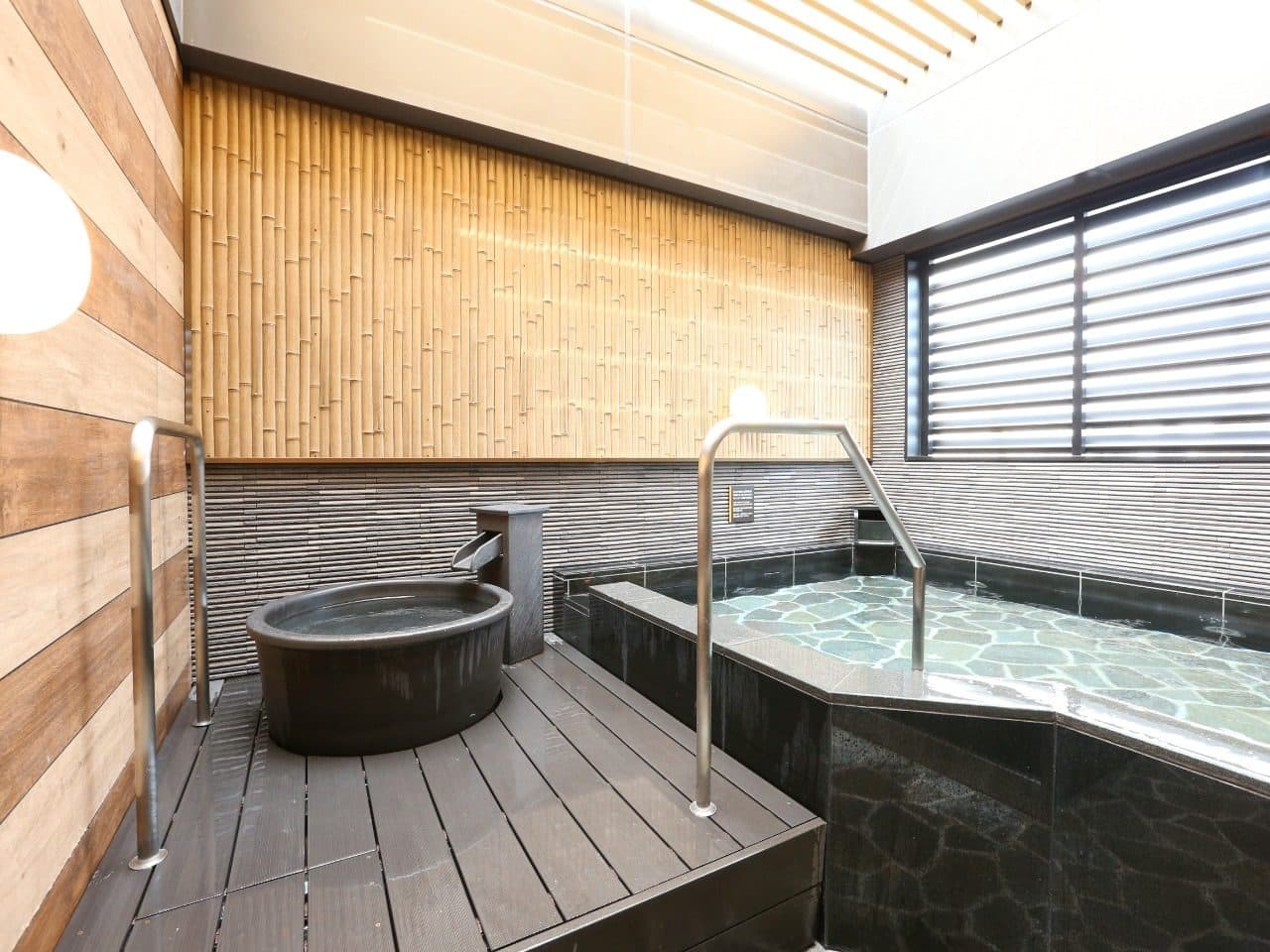 Bath with open-air tub
