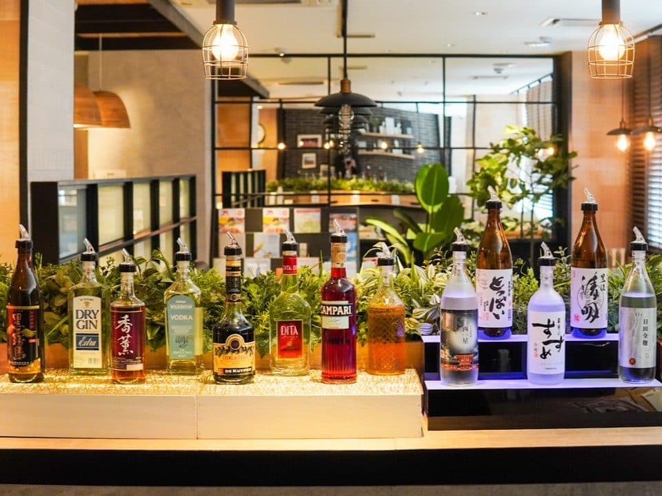 Free welcome bar