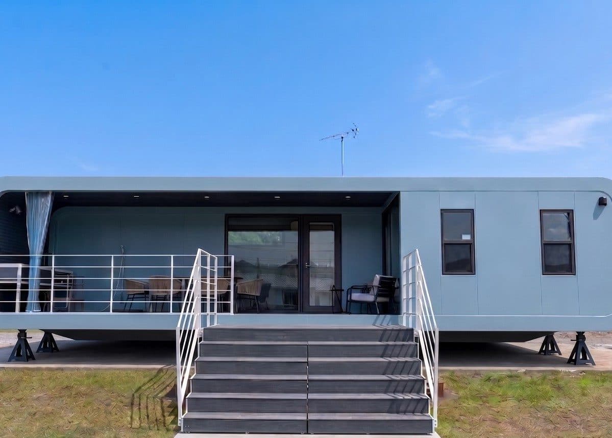 Trailer-house cottages
