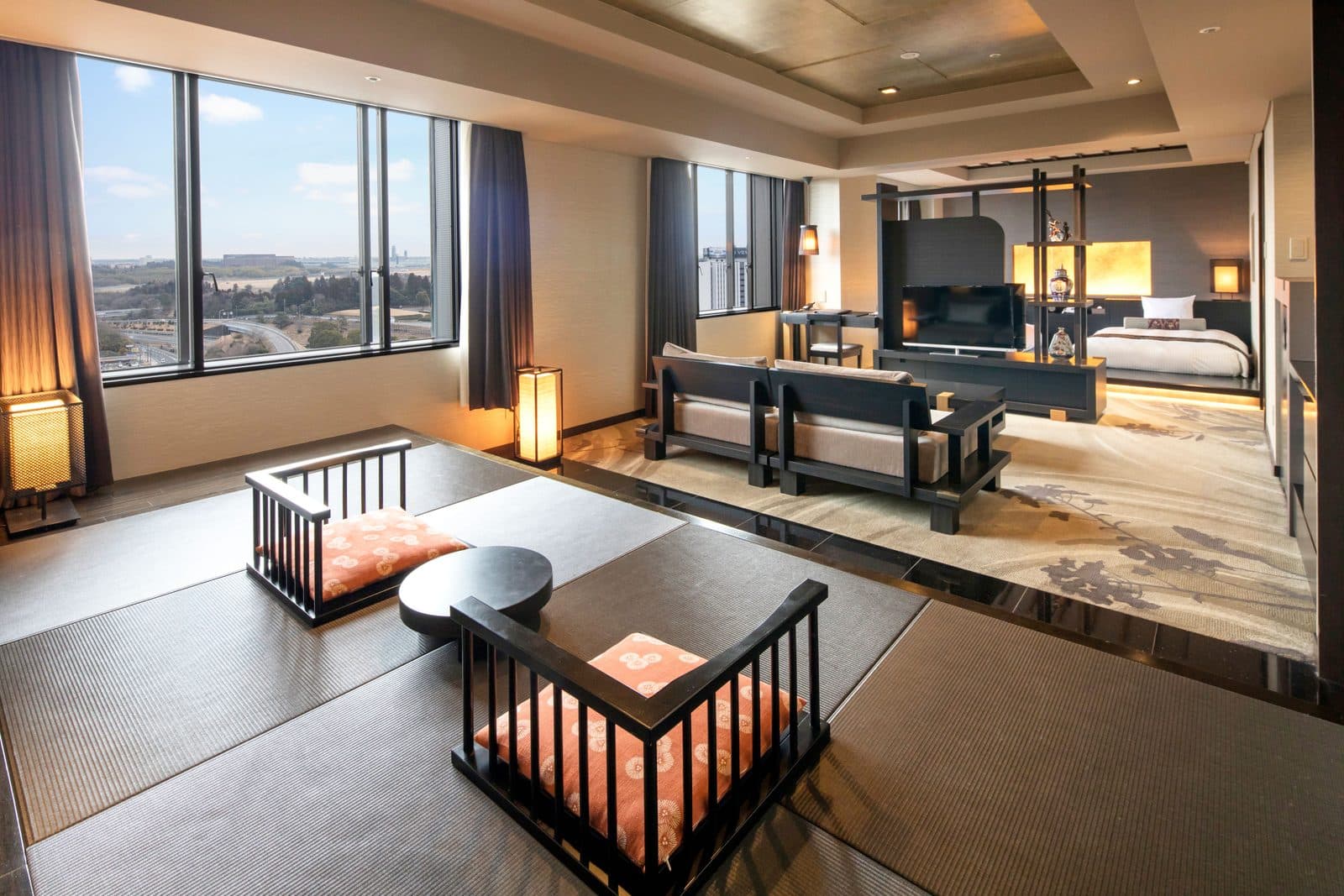 Suites with plane views