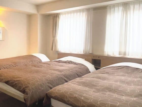 Semi-double beds or larger