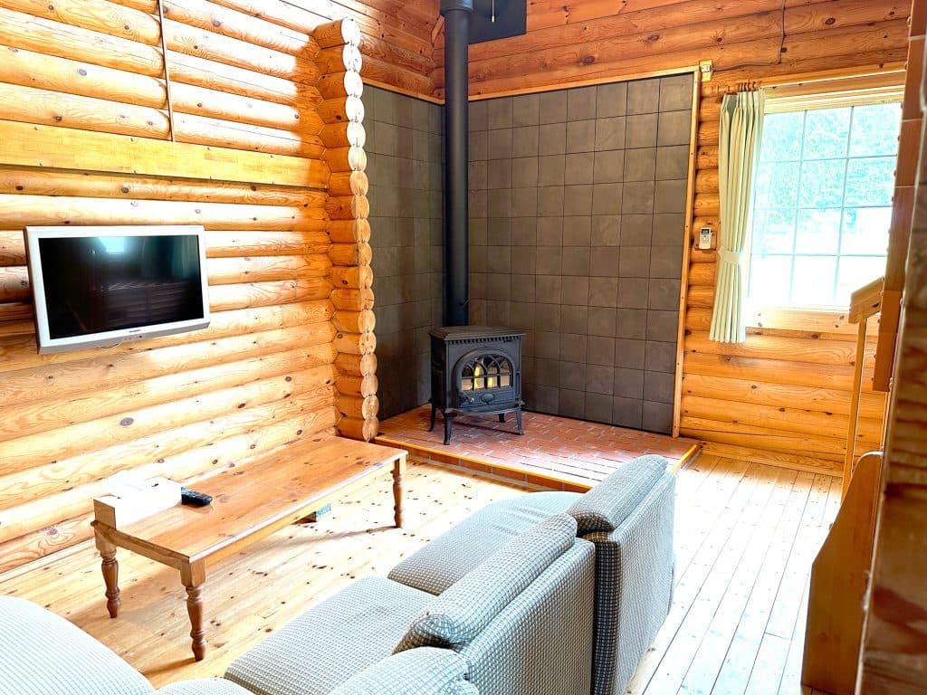 柴火炉小屋