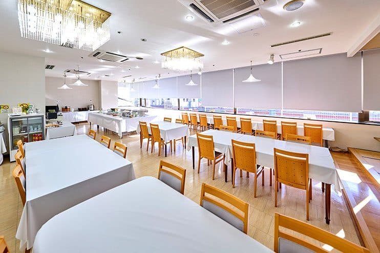 쓰가루 맛 조식 뷔페