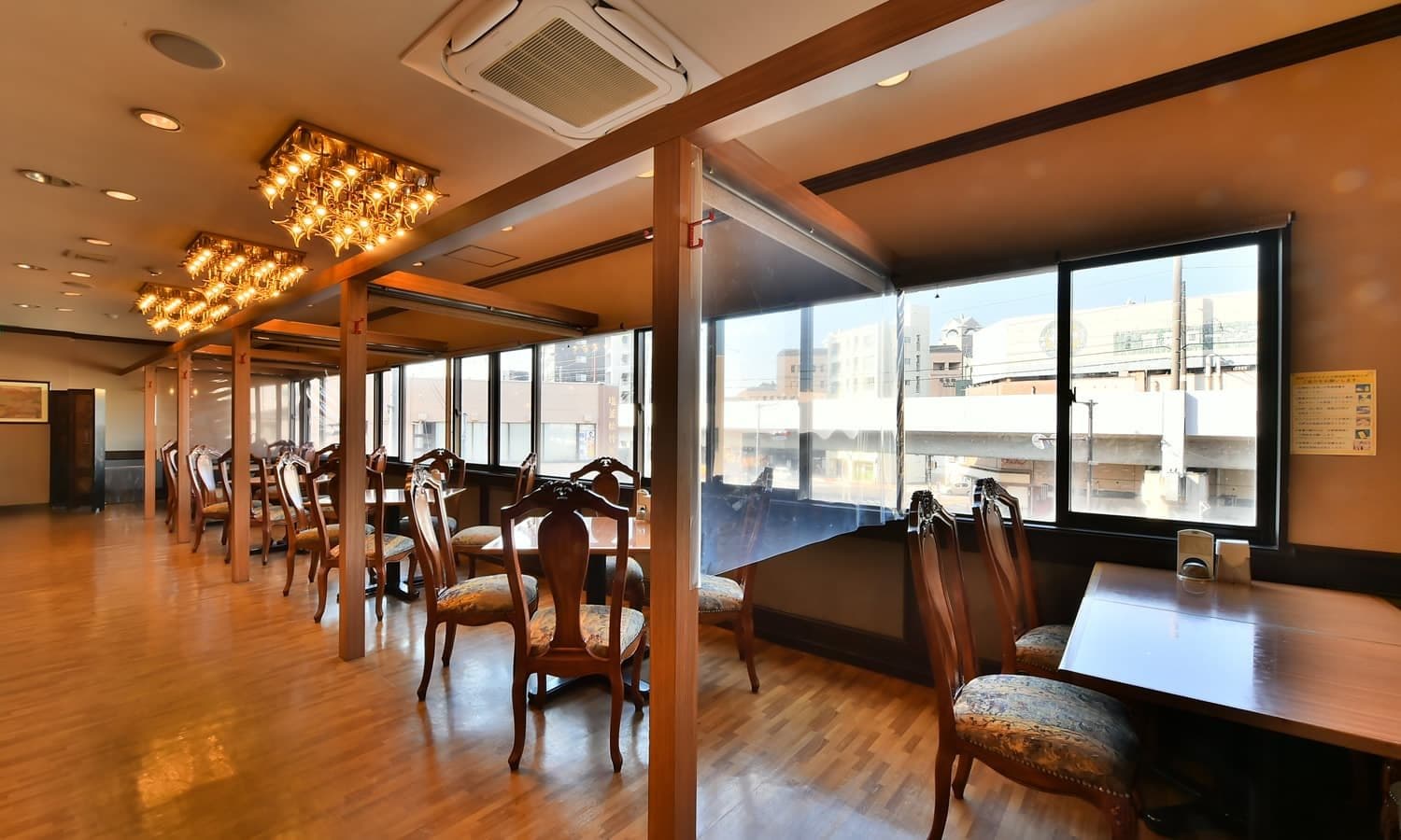 全景窗餐厅