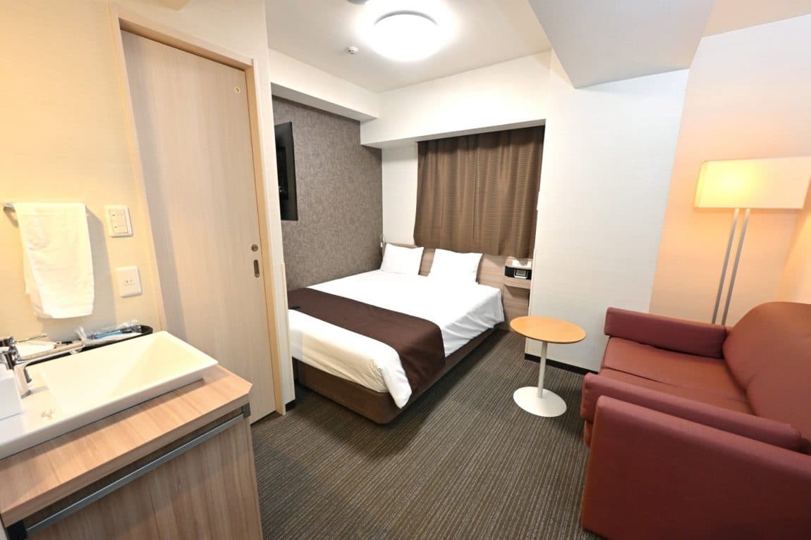 Double room with sofa