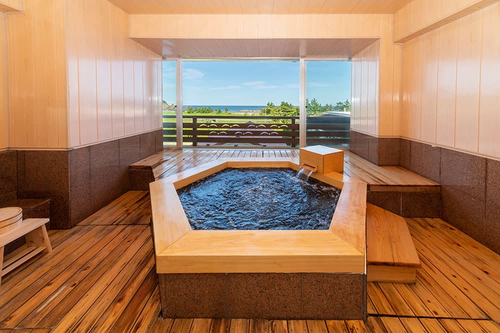 The Open-Air Bath of Shamiyaji Onsen