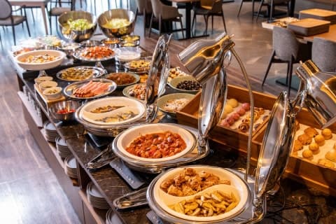 Breakfast with a River View