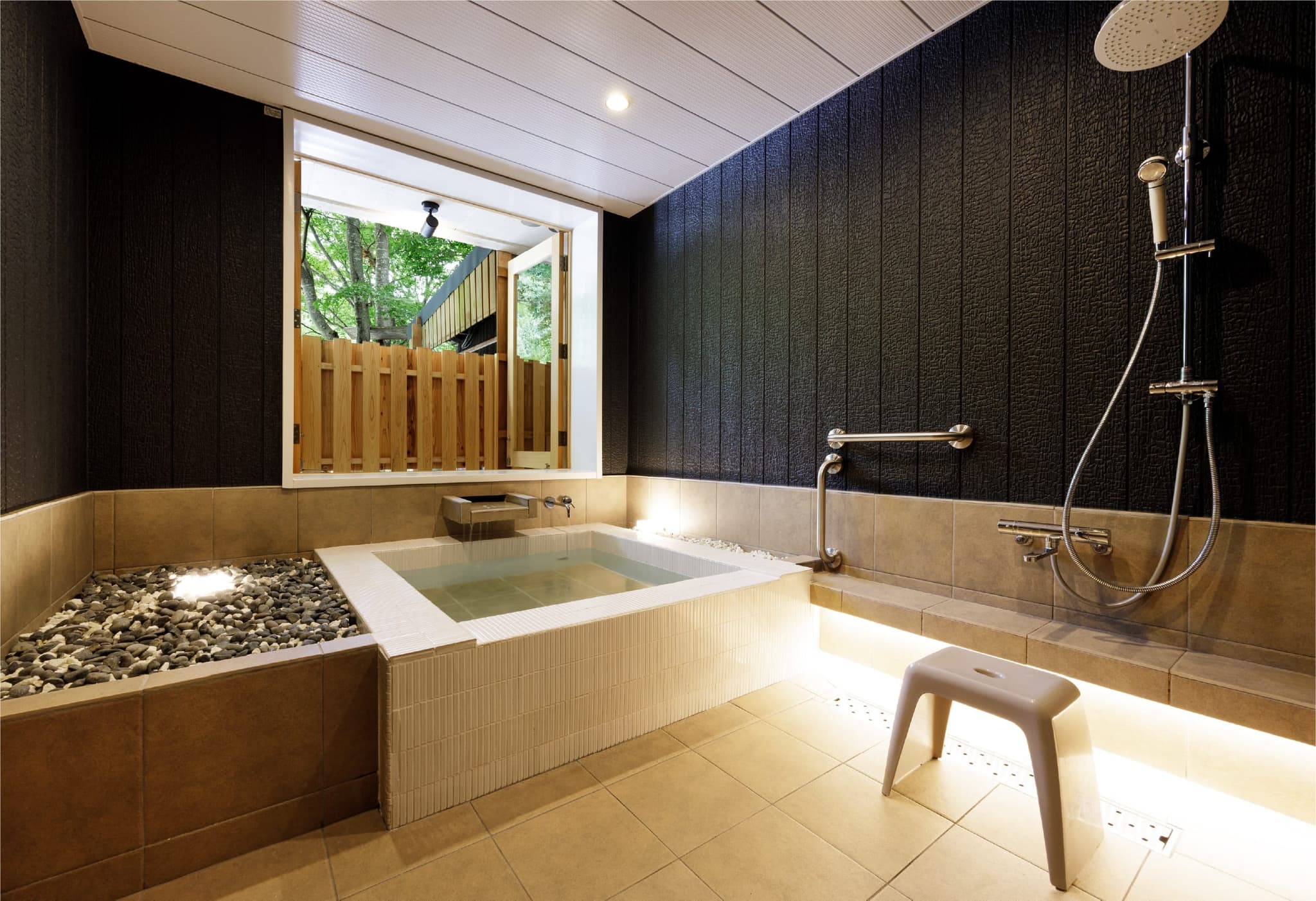 The Private Baths, Shirasagi and Jujo-no-Yu