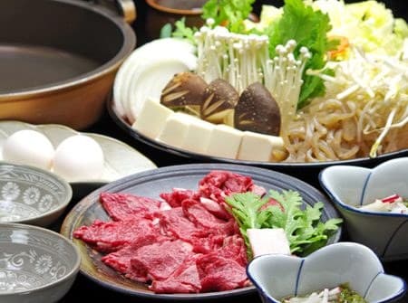 다지마의 식재료로 차린 나베 요리