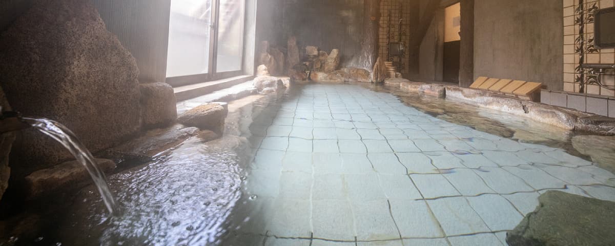 Two Baths, Two Moods