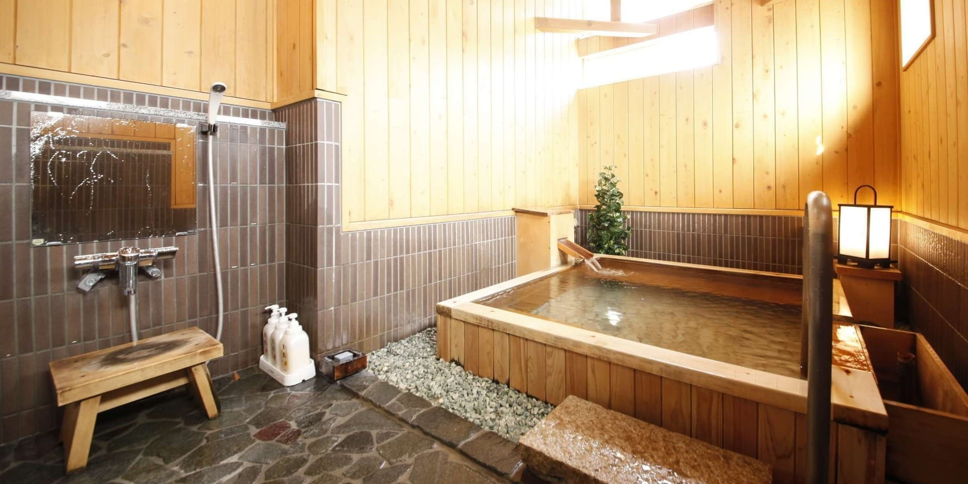 The Private Hinoki Bath, Nagomi no Yu