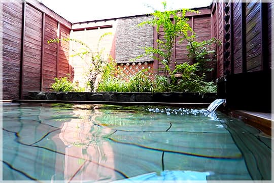 Isawa's Skin-Softening Waters