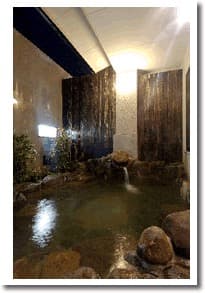 An Open-Air Bath Ringed with Stone