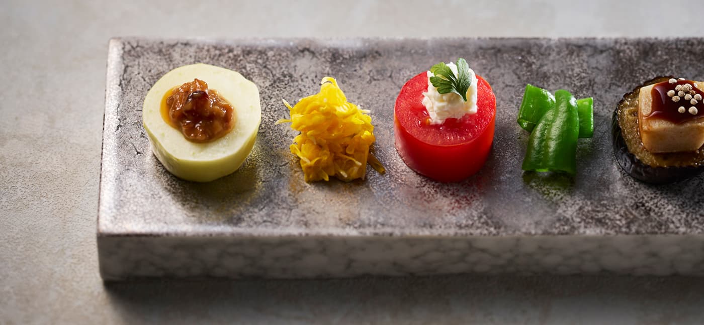 Charcoal-Grilled Live Kitchen Kaiseki