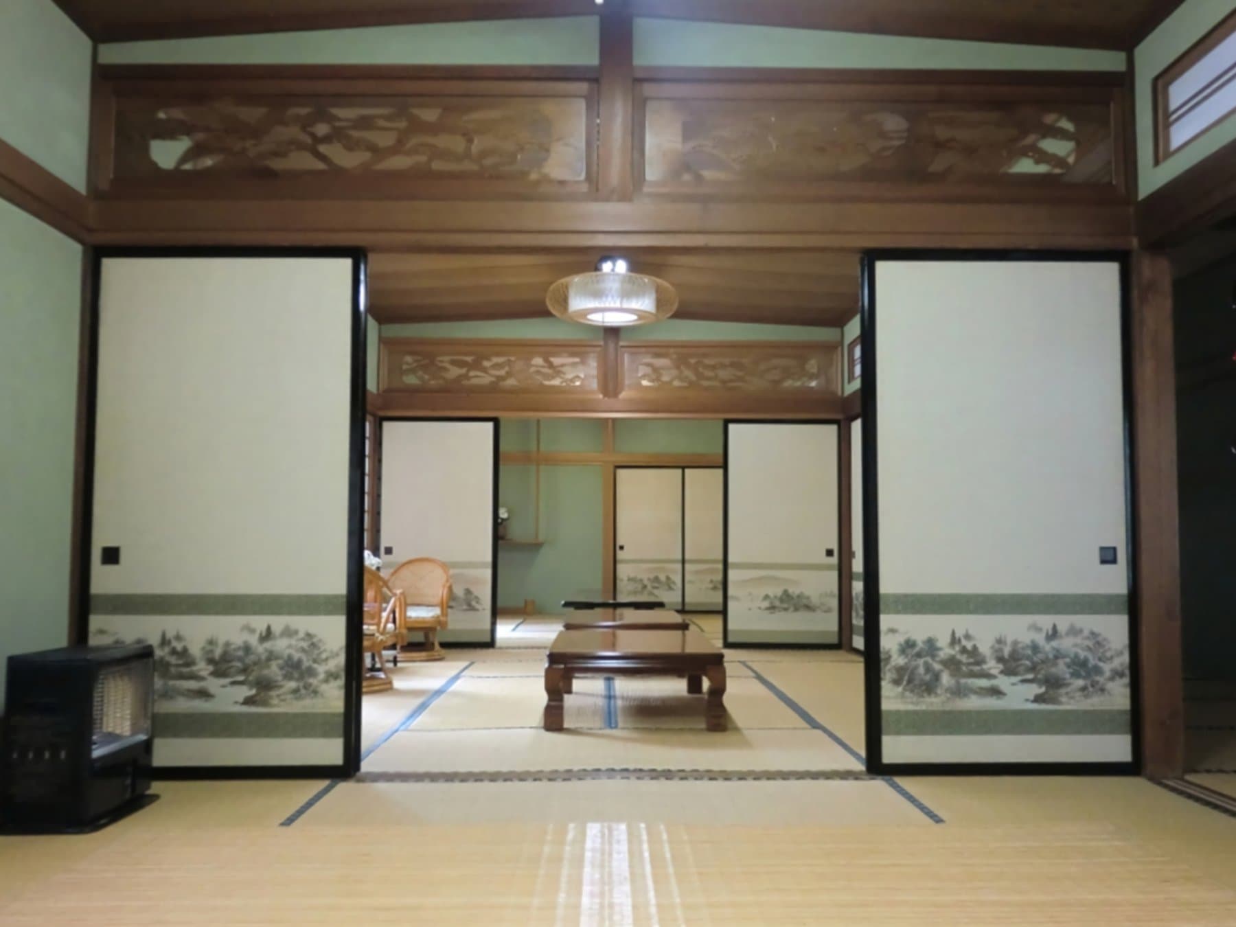 Groups and Banquets Welcome — a 40-Mat Great Hall