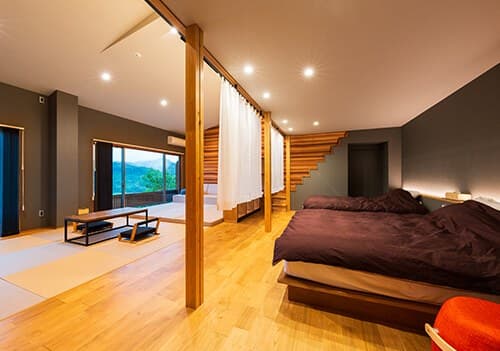 A Hot-Spring Bath in Every Room