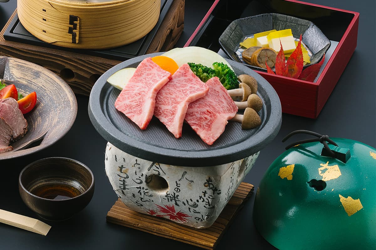 Local Kaiseki with Hida Beef and Hoba Miso