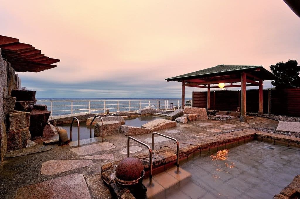 Kuroshio no Yu, a Natural Onsen