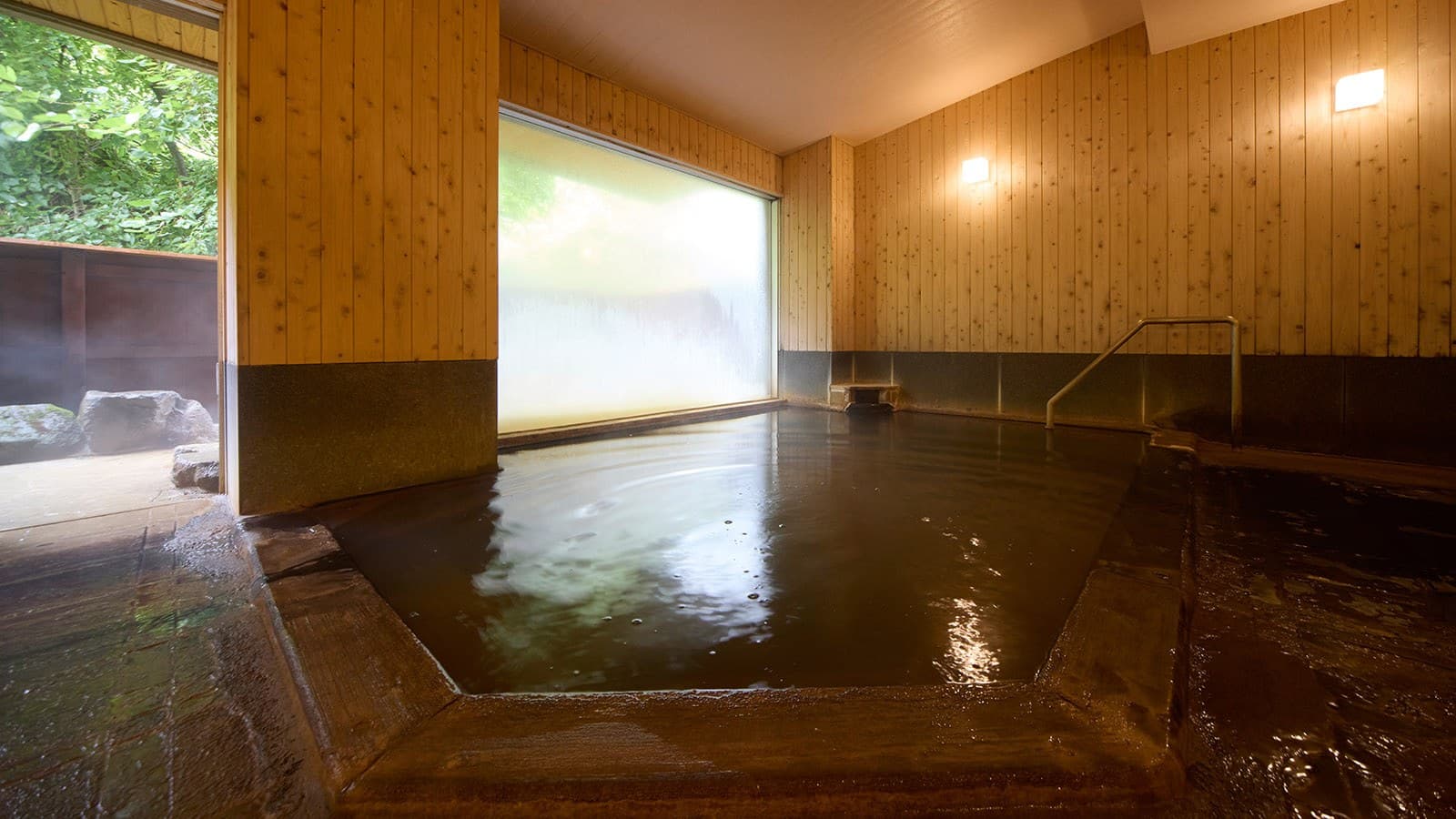 Hinoki Spring Baths: Kamenoko and Tsurunoko
