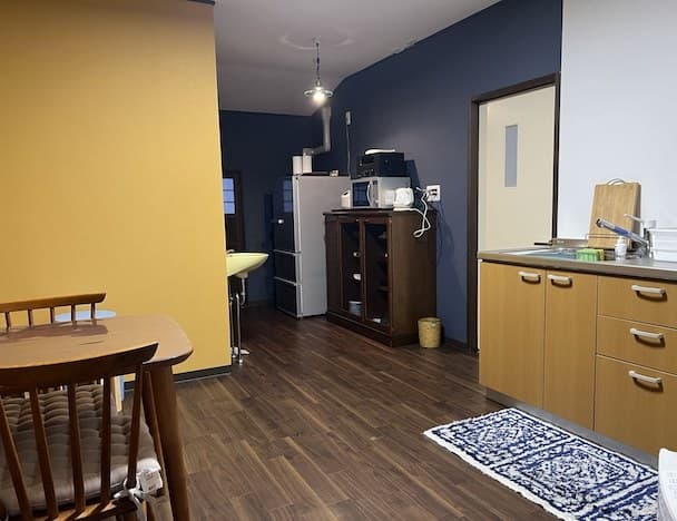 A Kitchen to Cook in Yourselves