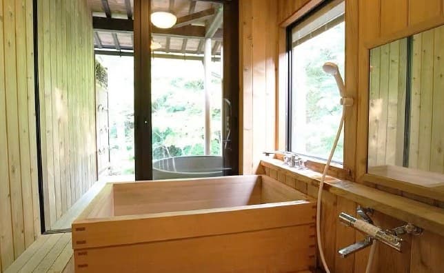 The Indoor Hinoki Bath