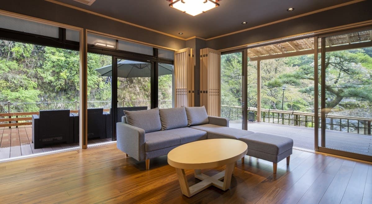 Rooms with Open-Air Baths and Jacuzzis
