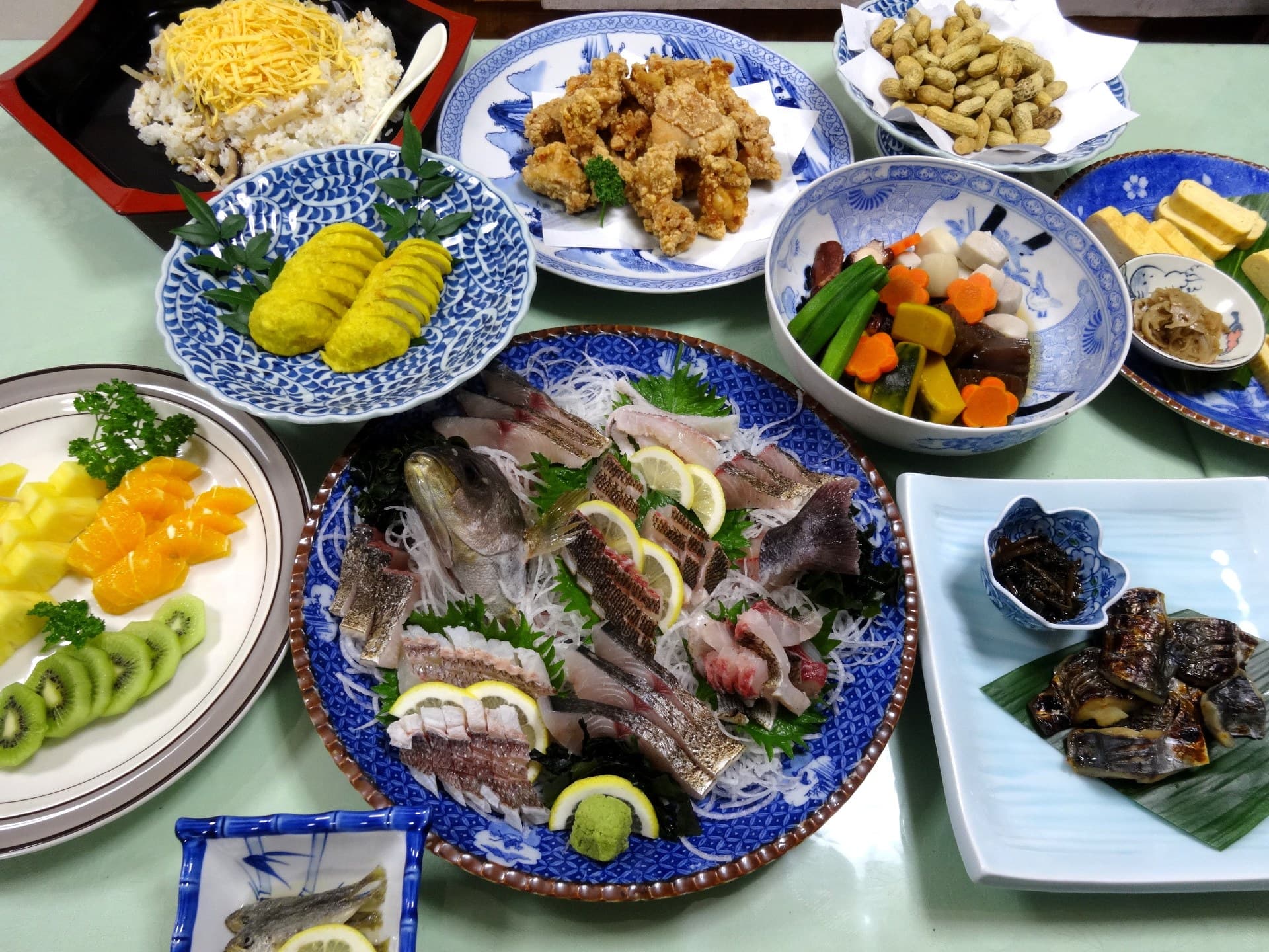The Best of Sea and Mountain, in Season