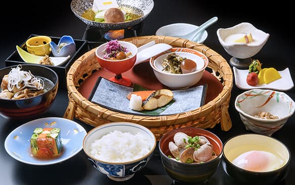 A Breakfast Steeped in History: Katemono