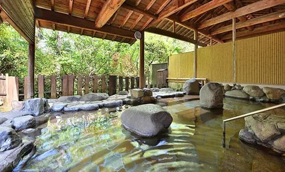 Garden Open-Air Baths: Hotaru-no-yu and Shirasagi-no-yu