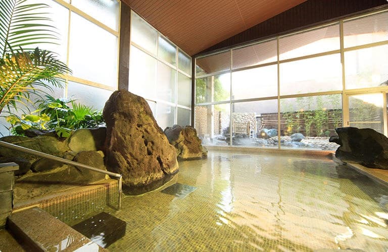 Open-Air and Private Baths