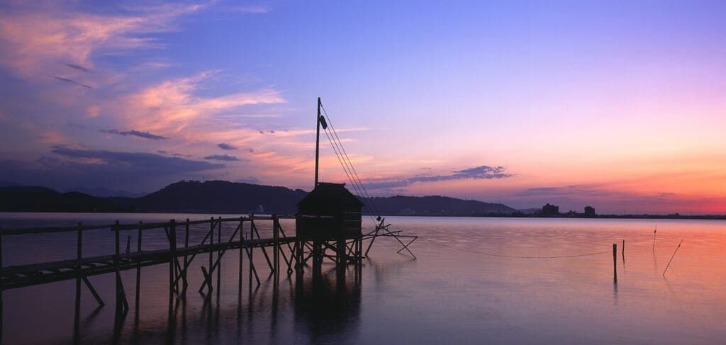 Lake Togo and Hawaii Onsen