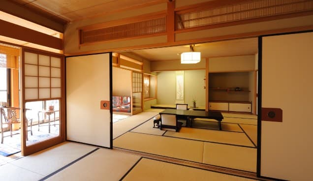 Tatami Rooms Facing the Garden