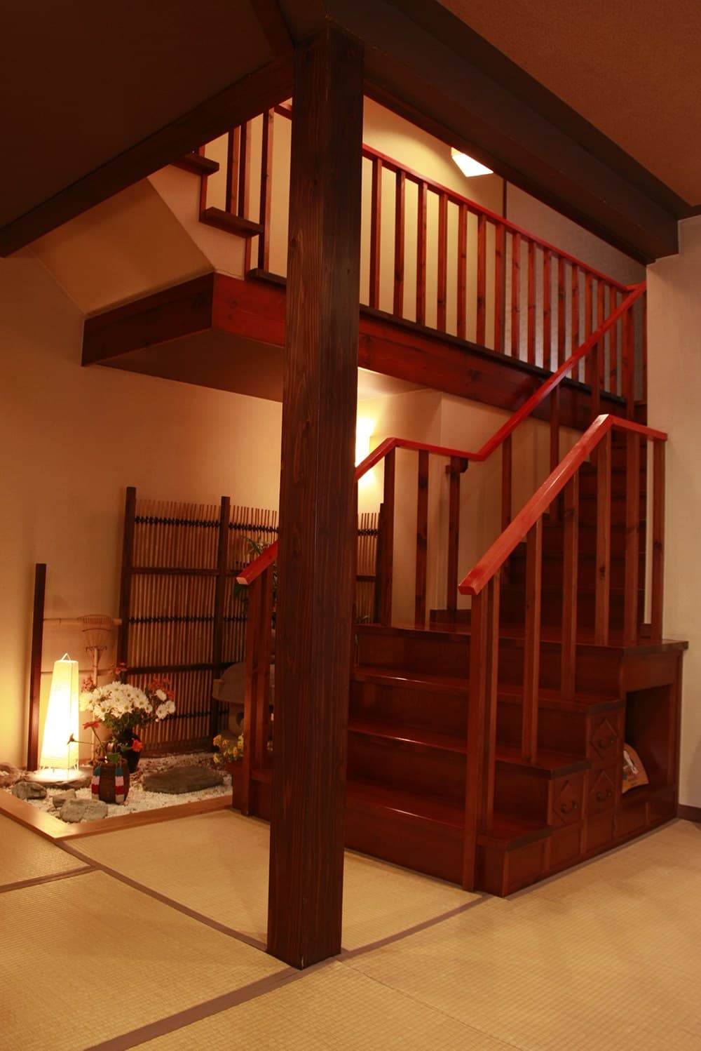 A Warm Interior with an Irori Hearth