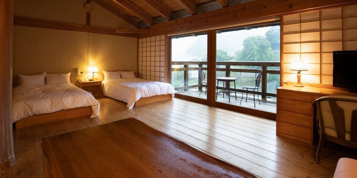 Rooms Filled with the Scent of the Forest