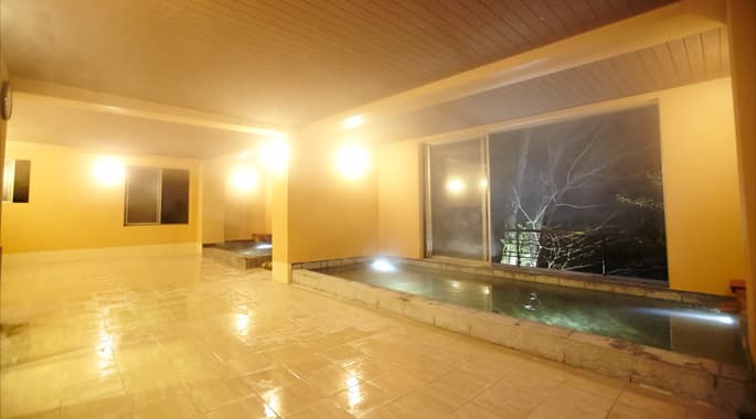Hikari-no-Yu Half-Open-Air Bath