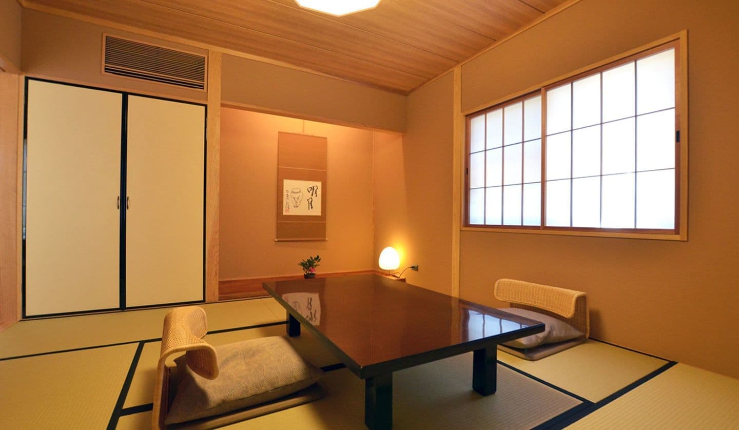A Standalone Hot Spring at the Annex 'Yamaboshi'