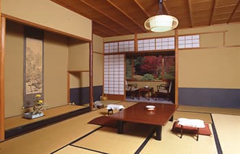 Rooms Where the Emperor Once Stayed