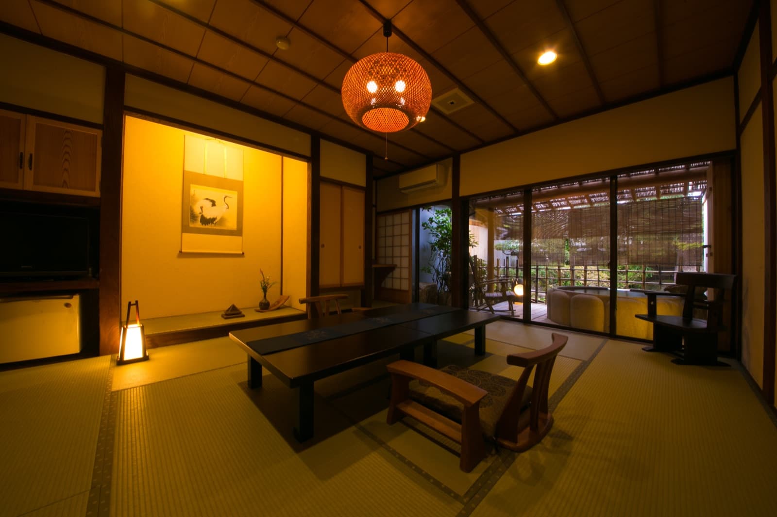 A Zelkova Gassho-Style Space