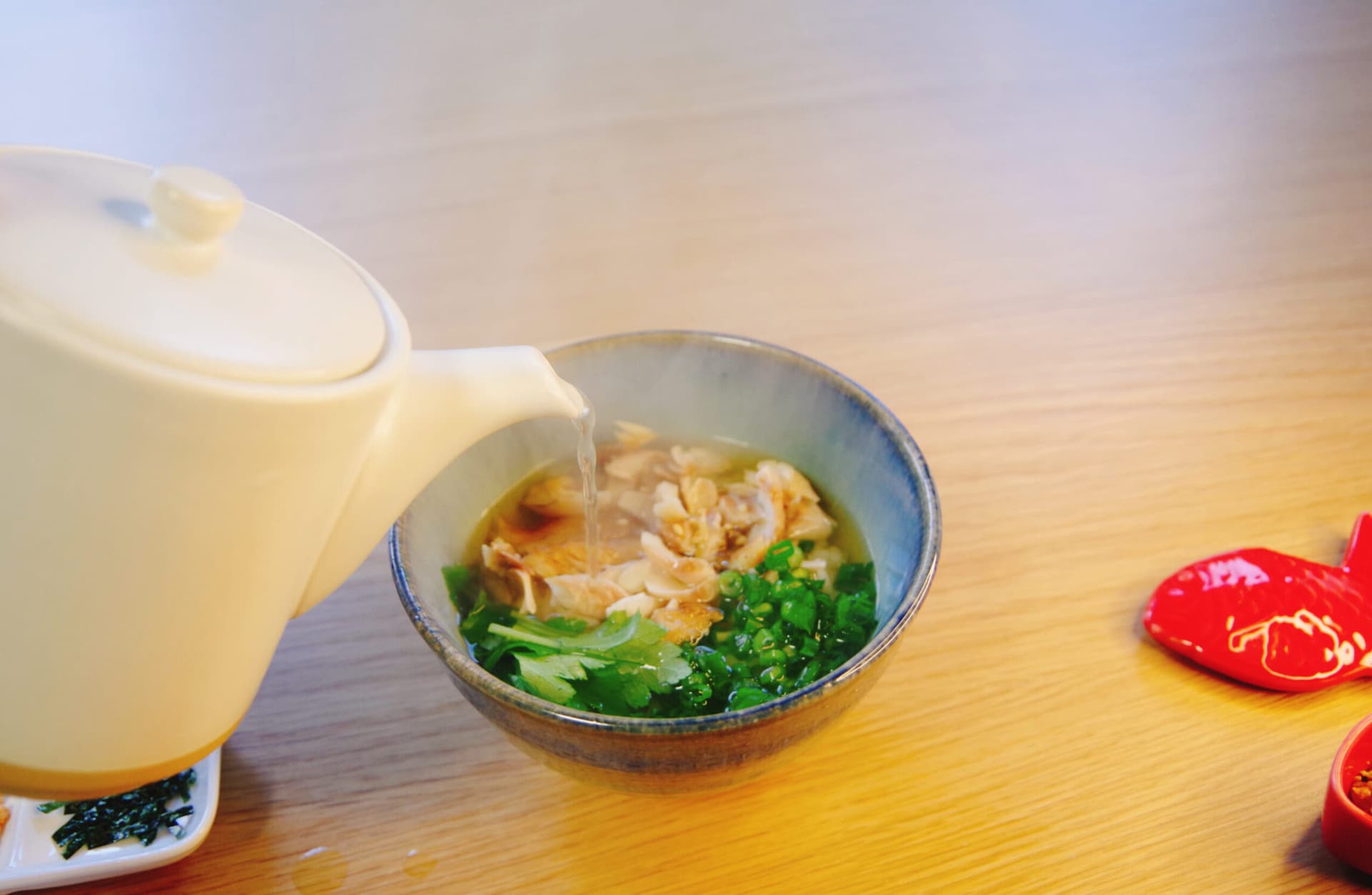 기차 테마의 아담한 온천 숙소