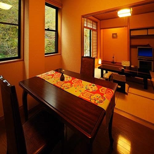 Dining Space and Facilities