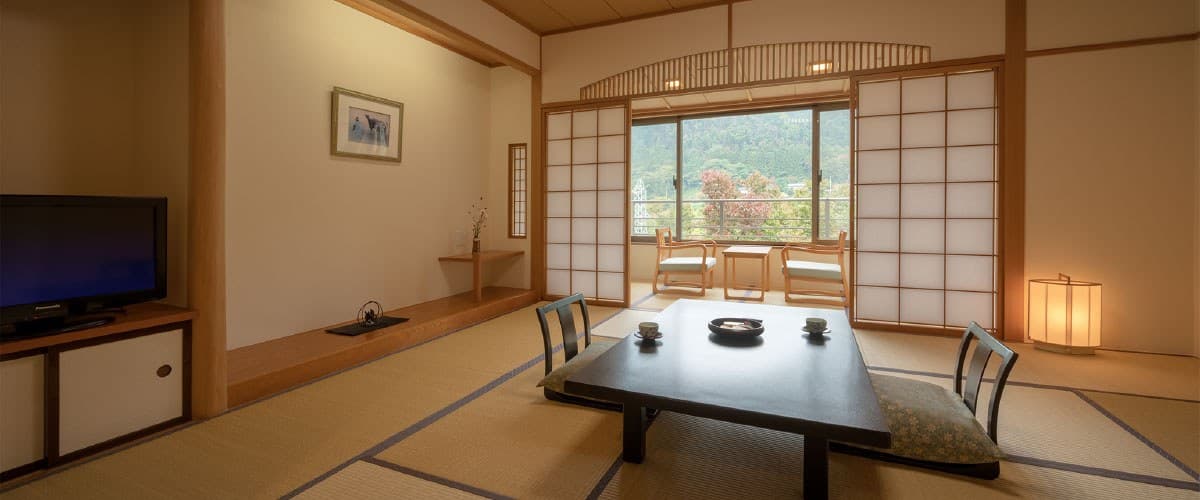 Tatami or Bed, Your Choice of Room