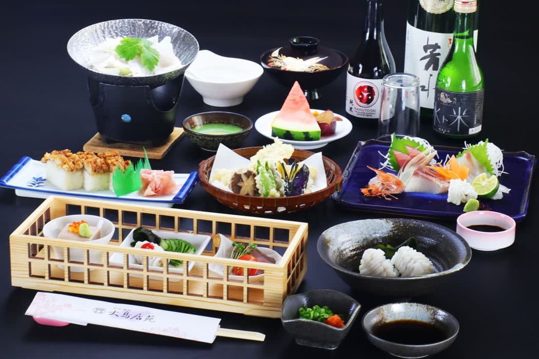 Seasonal Kaiseki Raised by the Naruto Whirlpools