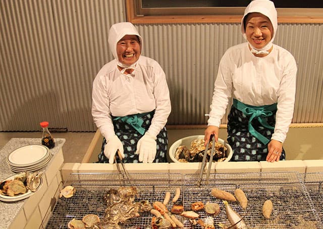 Hearth-Grilled Fare in an Ama Hut
