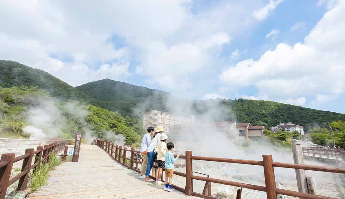 운젠 온천가와 주변 절경