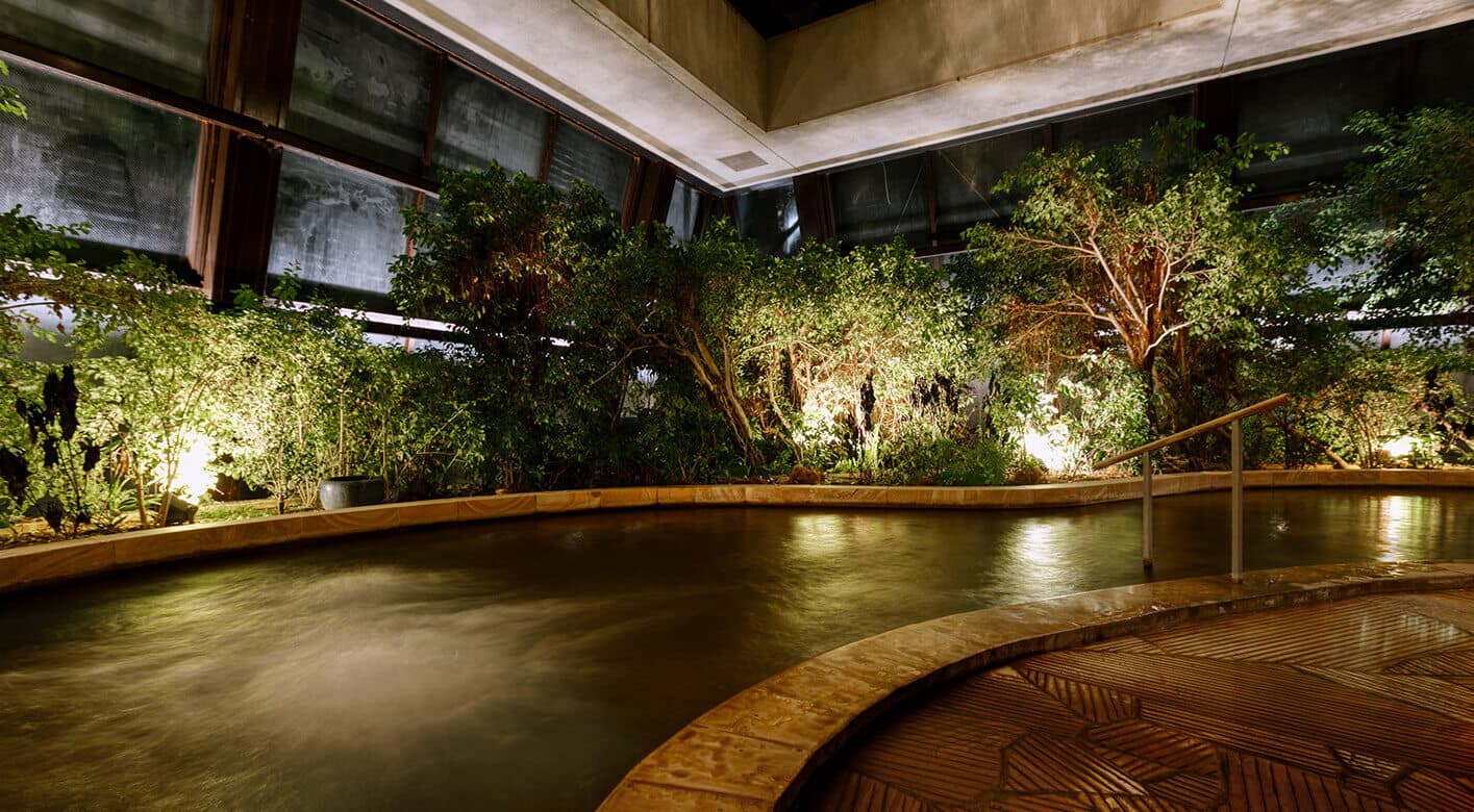 Two bathhouses: Shiki no Yu and Taki no Yu